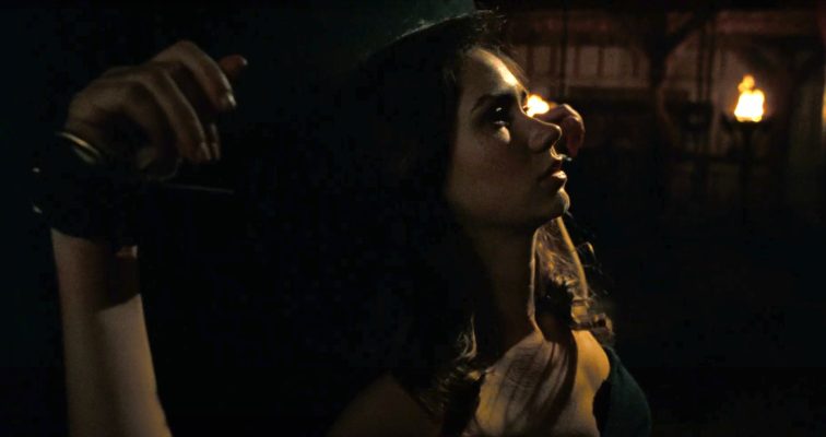 Ashley Jones soumise