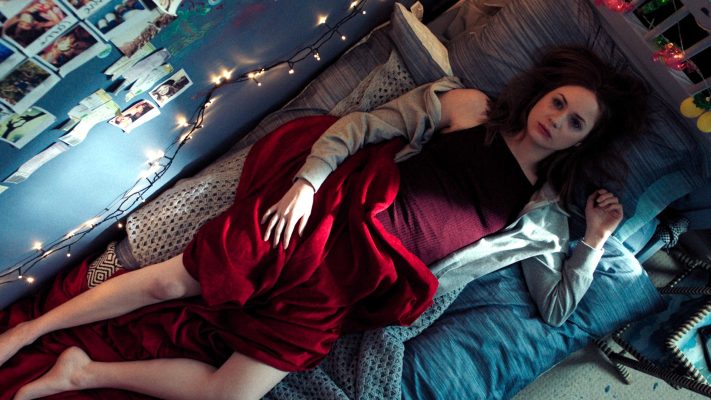 L'exhibition de Karen Gillan nue