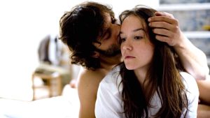 D'amour et d'eau fraîche | Film de 2010 réalisé par Isabelle Czajka avec Anaïs Demoustier et Pio Marmaï