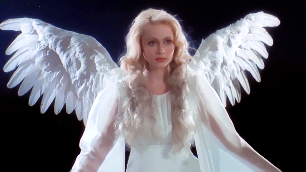 Emmanuelle Béart est une femme ange qui séduit un homme juste avant son mariage dans le film Rendez-vous avec un ange de Tom McLoughlin en 1987