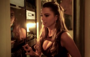 Sofía Vergara est une femme qui a décidé de vivre pleinement ses envies en faisant appel aux services sexuels d'un gigolo dans le film Apprenti gigolo de 2013