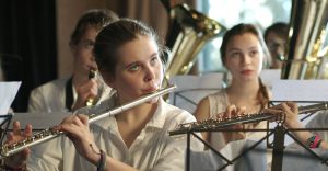 Le film Crache cœur dépeint au souffle près les premiers émois amoureux et charnels d'une adolescente à Saint-Brieuc