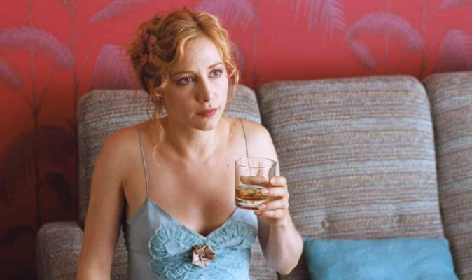 Julie Depardieu se met à nue