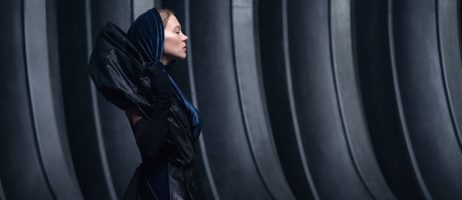 Léa Seydoux incarne la mystérieuse Lady Margot Fenring dans le film Dune : Deuxième Partie en 2024